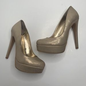 a.n.a | Gold Platform Pumps size 7.5